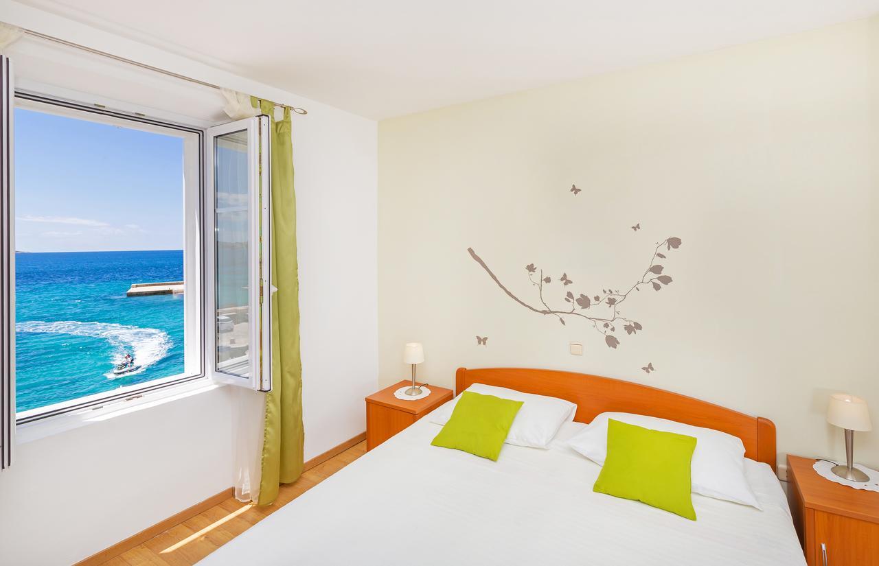 Villa New York Млини Екстериор снимка